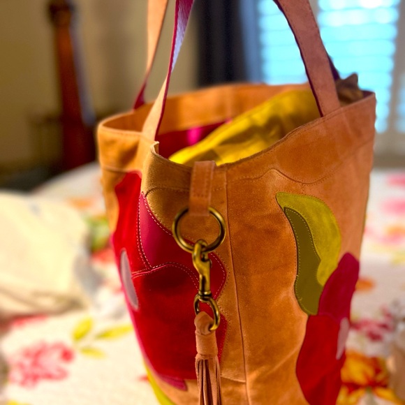 Coach Limited Edition Poppy Floral Appliqué Pink Leather Large Tote Bag - Picture 3 of 16